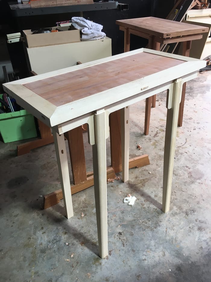 Brush Notes: She's Got Legs, àn table part 8